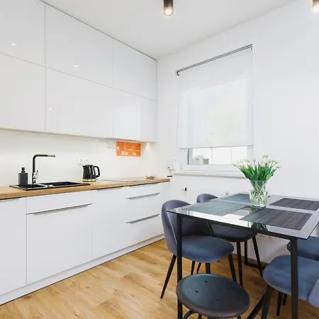 Apartments Supernova Near Tauron Arena By Noclegi Renters Krakow Exterior photo