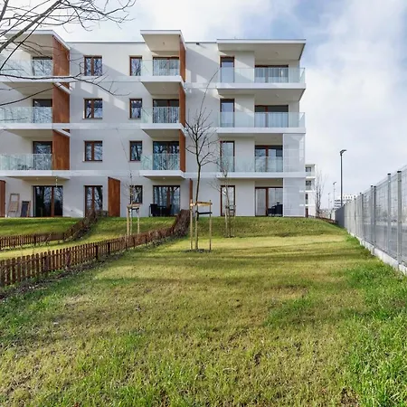 Apartments Supernova Near Tauron Arena By Noclegi Renters Krakow Exterior photo